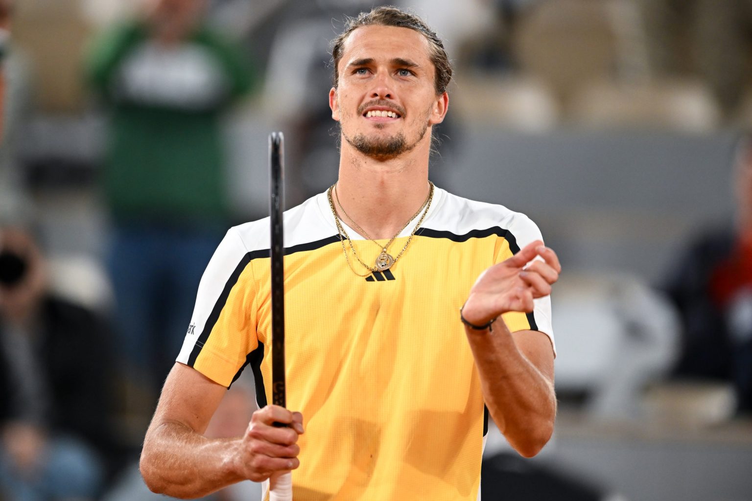 davenport et fernandez revivent leur triomphe à roland-garros à travers la victoire de leurs fils en ncaa, un héritage sportif exceptionnel entre générations.