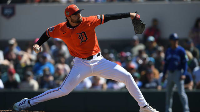 la déclaration de giancarlo stanton sur son tennis elbow inquiète ses fans, suscitant des inquiétudes quant à son état de santé et sa disponibilité future.