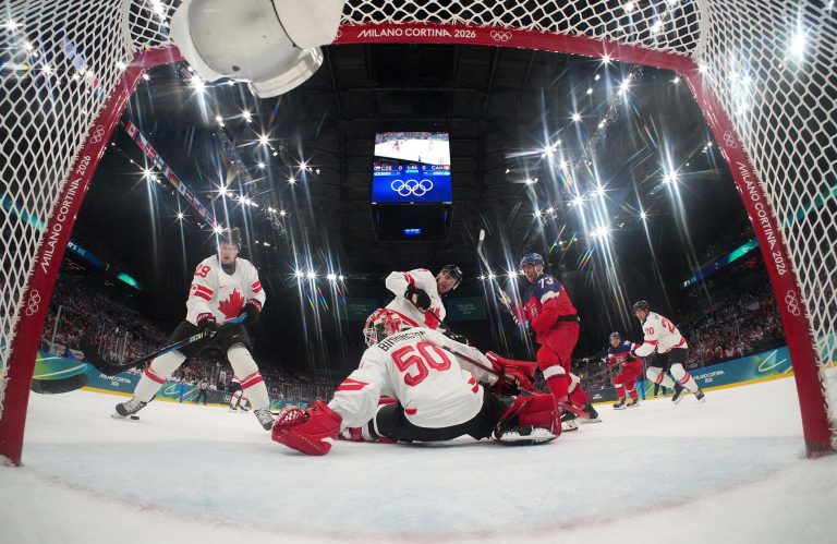découvrez les classements et le calendrier complet du hockey masculin aux jo 2026. suivez toutes les étapes et performances des équipes en temps réel.