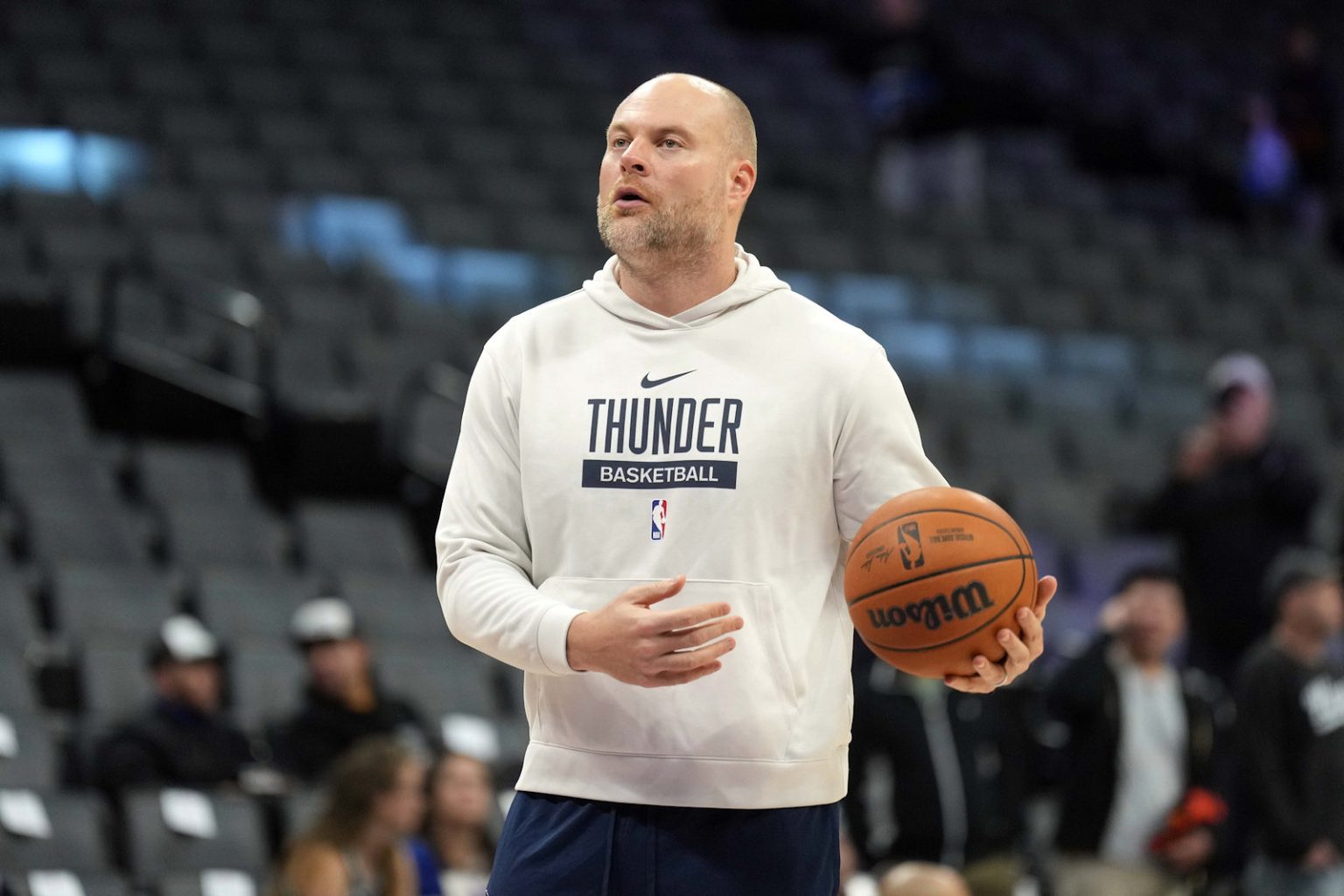 le club usd annonce un changement de coach pour son équipe masculine de basket, visant à renforcer les performances et préparer la saison à venir.