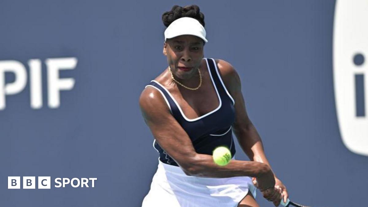 venus williams revient à indian wells après une année d'absence, prête à disputer le tournoi et montrer son talent sur le court.