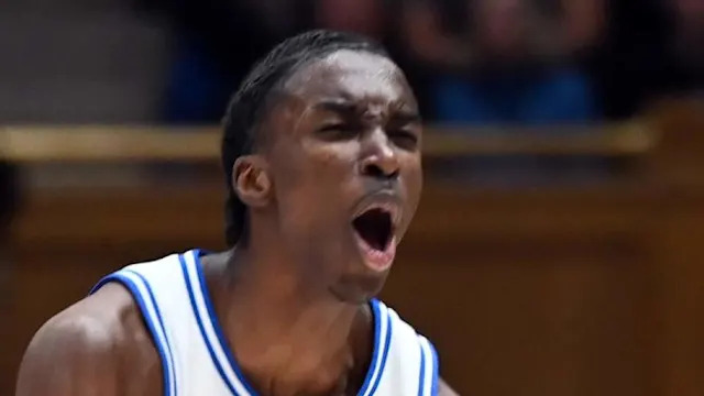 découvrez le classement ncaa avec duke en nette progression cette semaine, analysant les performances et les perspectives de l'équipe.