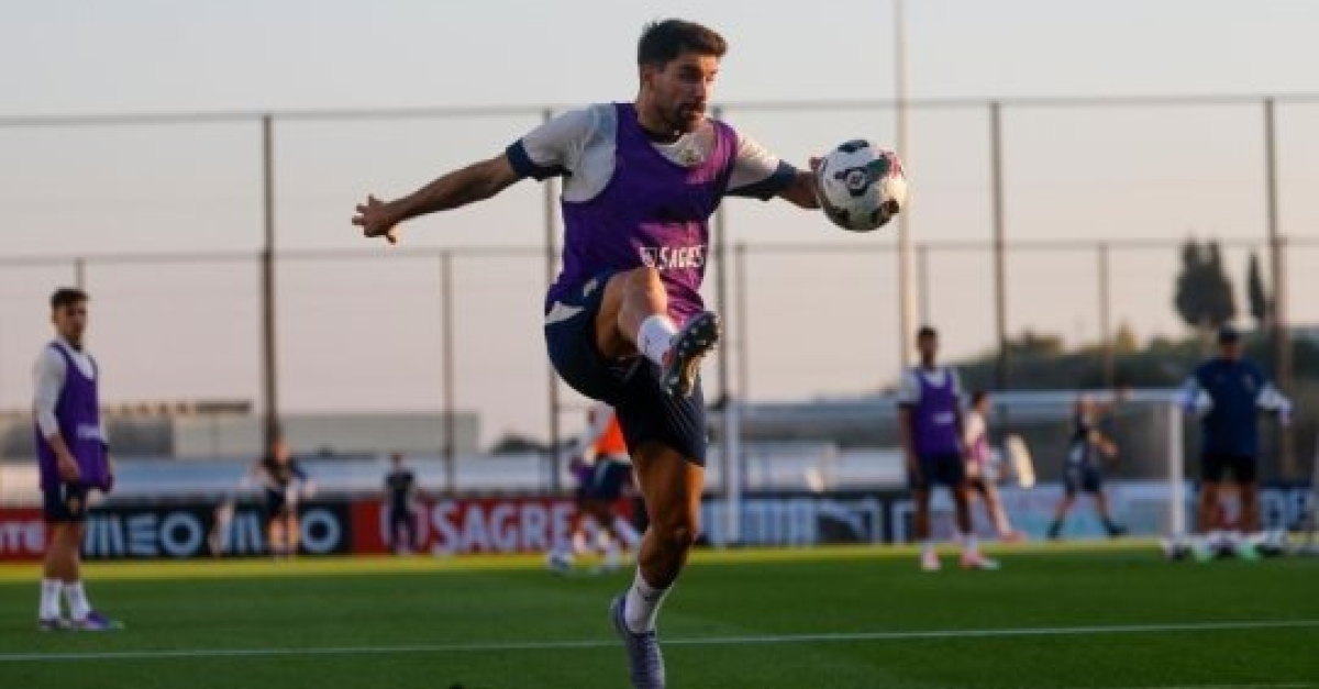 découvrez notre pronostic pour le match portugal - ouzbékistan de la coupe du monde 2026. analyse des équipes, performances et conseils pour parier intelligemment.