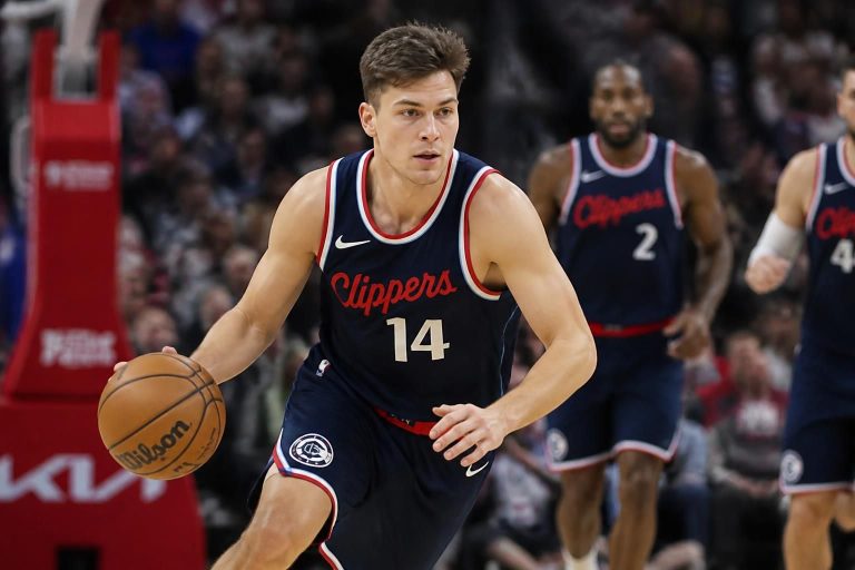 découvrez ce que fletcher loyer, joueur de purdue basketball, apporte aux clippers en termes de compétences, énergie et potentiel pour la saison à venir.