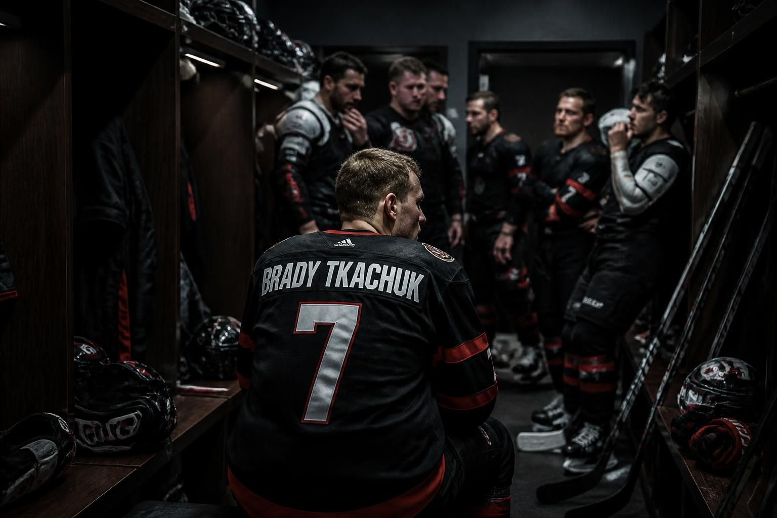 découvrez les tensions et rumeurs qui agitent les vestiaires suite à l'échange impliquant brady tkachuk, et les impacts en coulisses sur l'équipe.