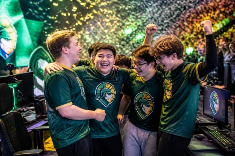découvrez comment l'équipe esports de penn-trafford a remporté son tout premier titre de championne d'état, marquant une étape historique pour l'école et ses joueurs.