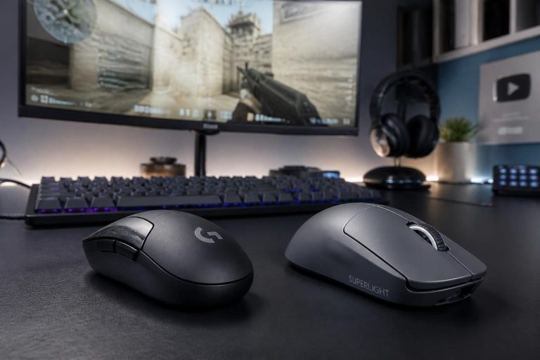 découvrez la logitech g305 x superlight, une souris gaming ultra-légère offrant une précision et une performance de niveau professionnel, accessible à tous les joueurs.