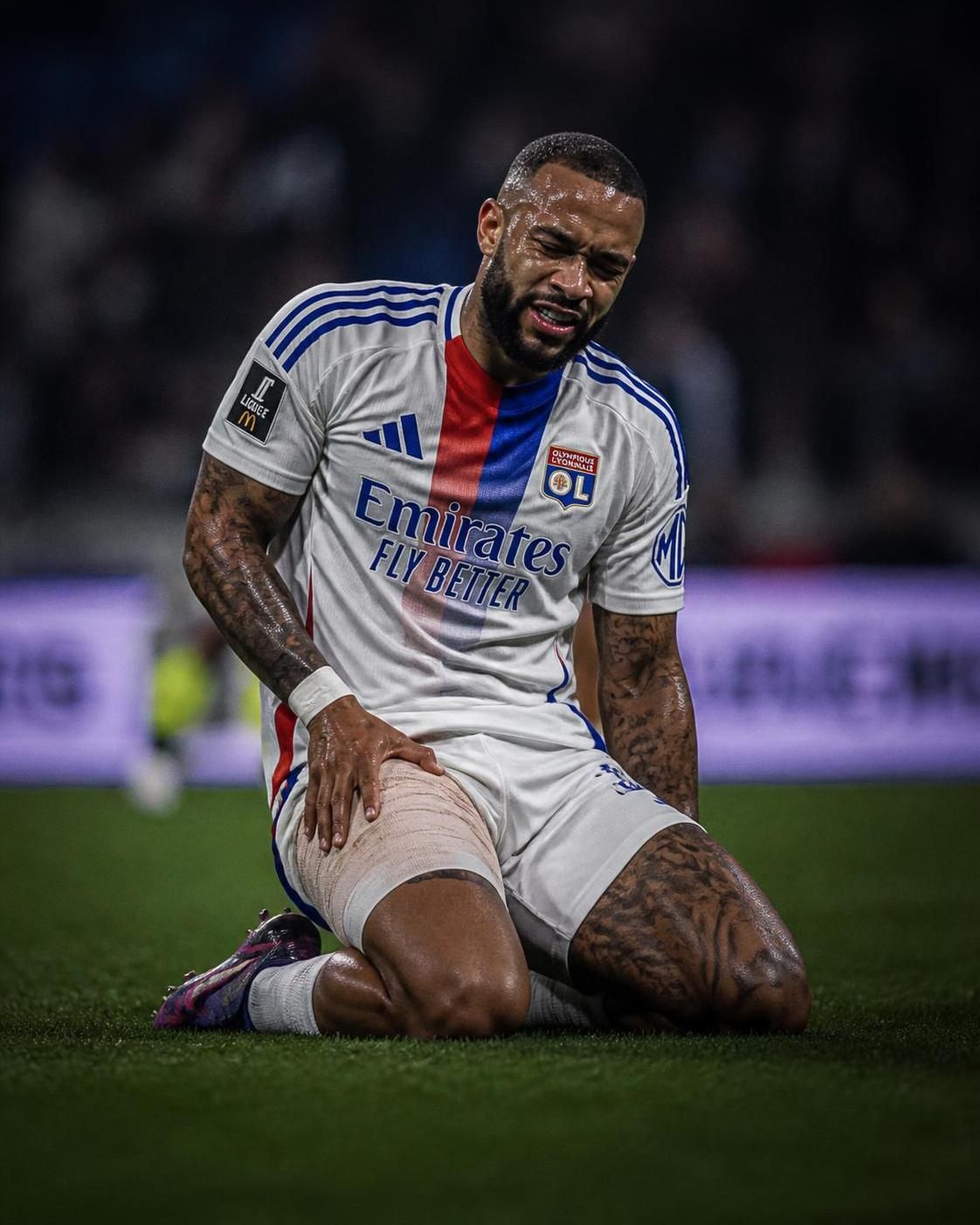 découvrez les dernières nouvelles sur memphis depay et les doutes concernant sa participation à la coupe du monde en raison d'un possible danger pour sa santé.