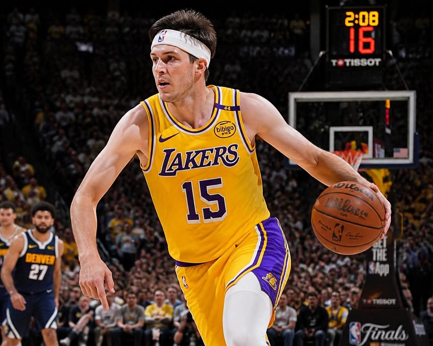 austin reaves des lakers a demandé avec insistance à rob pelinka d'effectuer plus de transactions pour renforcer l'équipe.